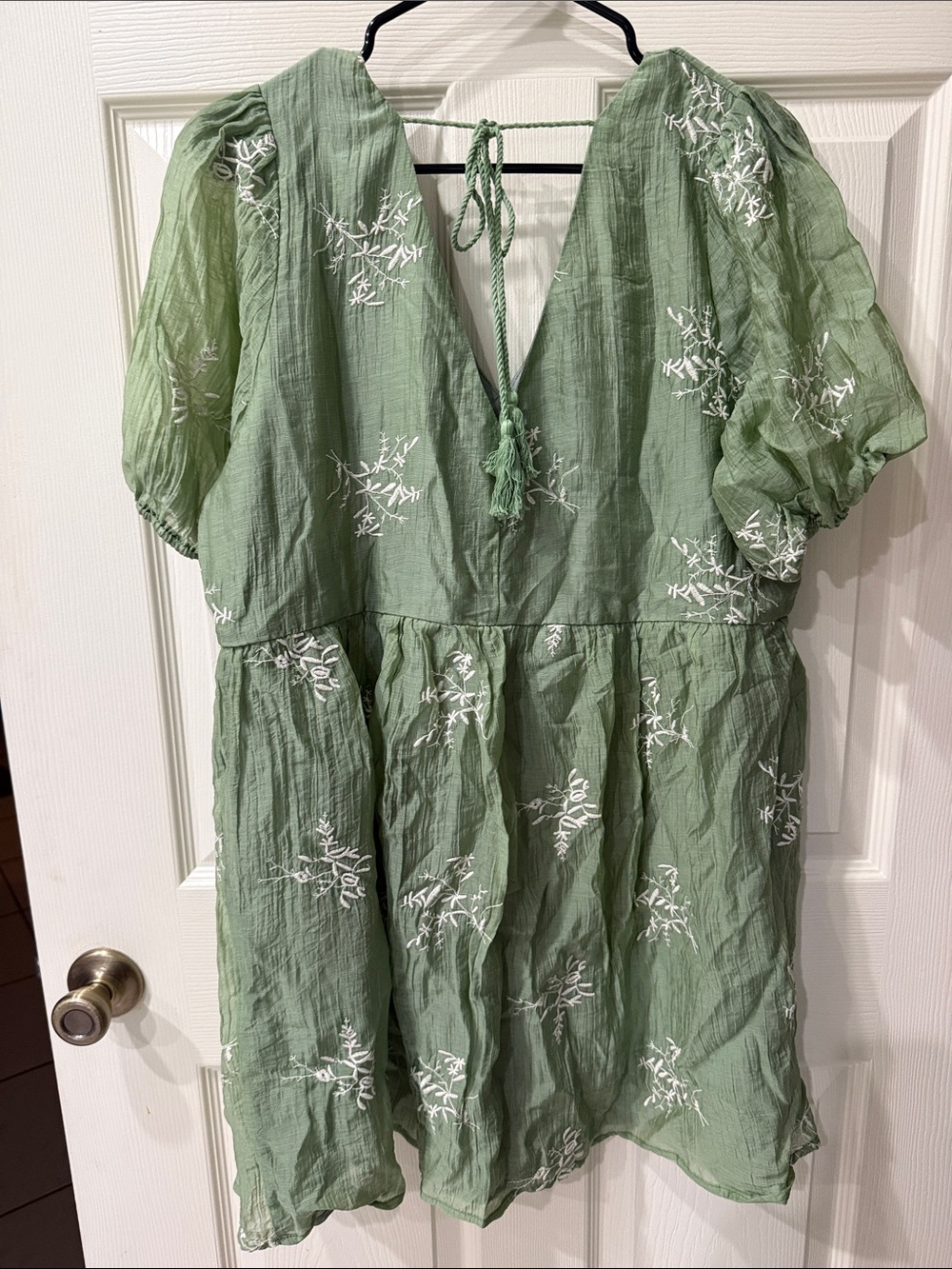 Sundress - Picture 3 of 3